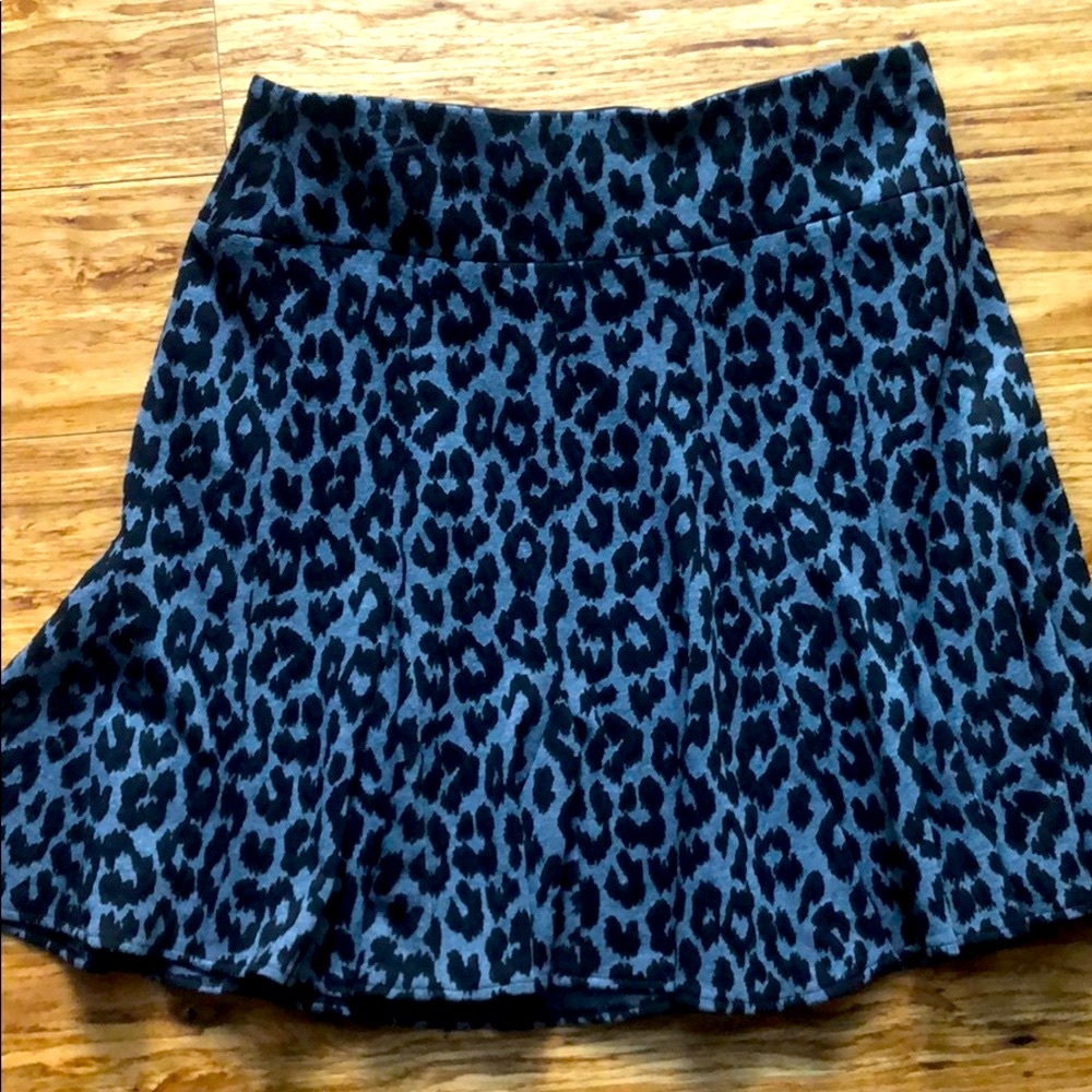 Ann Taylor midi black and gray leopard print skirt